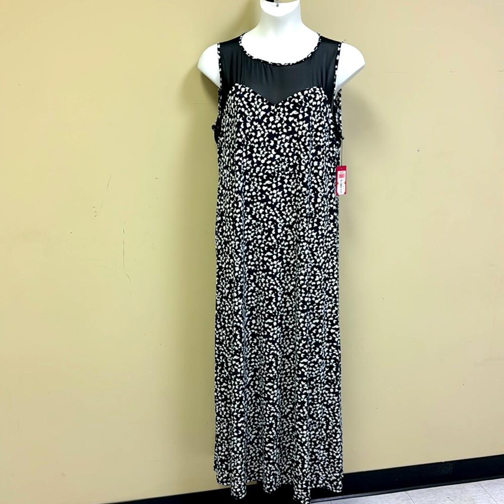 Vince Camuto Black and White Floral Dress